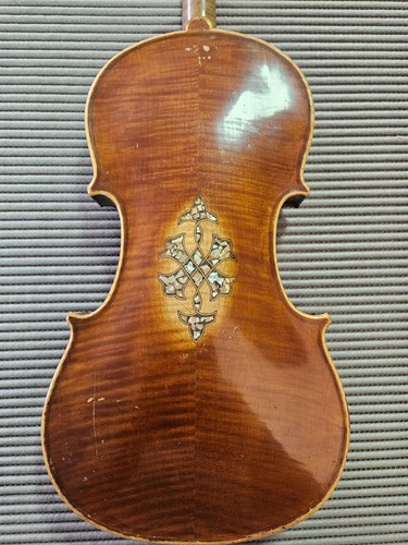 Violin with inlaid back - with,
