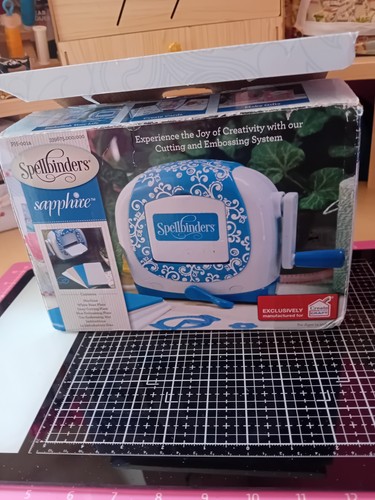 Spellbinders sapphire die - spellbinders,