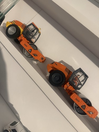 Diecast scale road roller - scale,