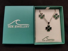 NEW Shamrock/Four Leaf Clover Earrings & Necklace Pendant Set Tide Jewellery