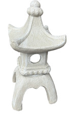 63cm. MEDIUM PAGODA LANTERN