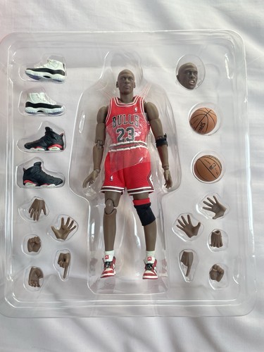 Mafex michael jordan chicago - mafex,