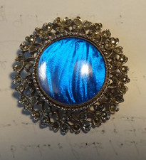 Vintage Exquisite Brand Round