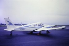 PIPER COMANCHE Aircraft (5Y-ABN) Lulsgate, Bristol - Vintage 35mm SLIDE (1965)