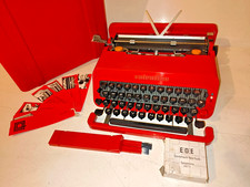 OLIVETTI VALENTINE Typewriter