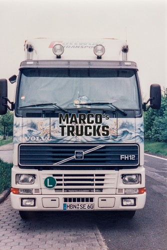 Truck photo volvo - truck,