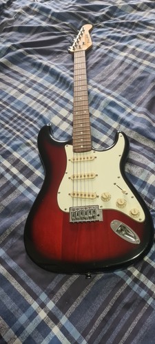 Westfield e1000 stratocaster - westfield,