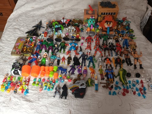 Massive 120 toys job - job, lot