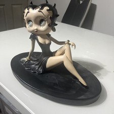 Betty Boop sitting figurine Rare