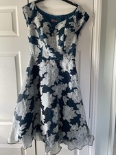 Chi floral - chi, grey