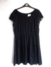 BLACK LACY SHORT DRESS   SIZE L    FIT & FLARE / CAP SLEEVES   by PINS & NEEDLES