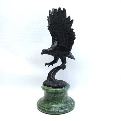 Vintage bronze eagle sculpture - bronze,