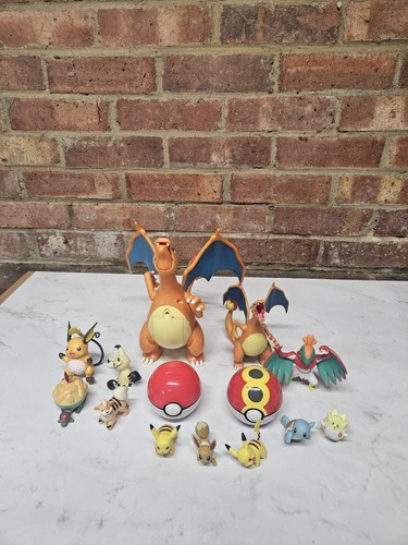 Pokémon figure bundle - toy, job