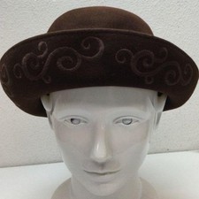 Jennifer Moore Brown 100% Wool
