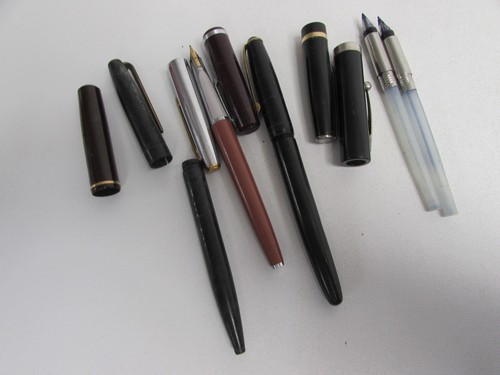 Broken vintage - (ref288aj),