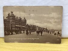 Esplanade showing Royal Hotel