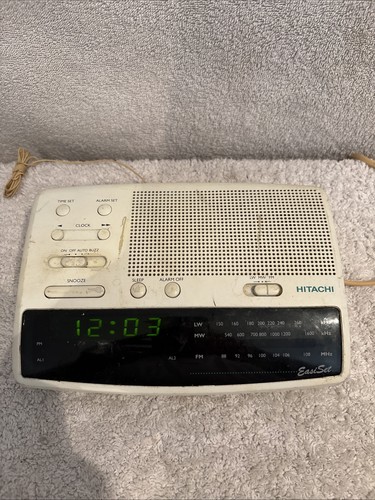 Vintage hitachi digital radio - vintage,