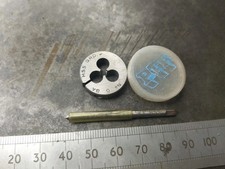6 Ba Tap Hss Split Die & Tap