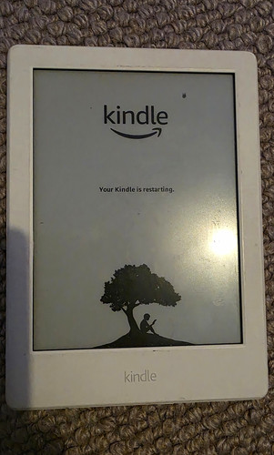Amazon kindle ebook reader - amazon,