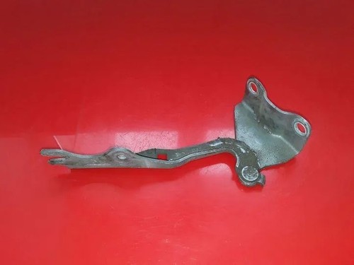 Mazda bonnet hinge - tc,