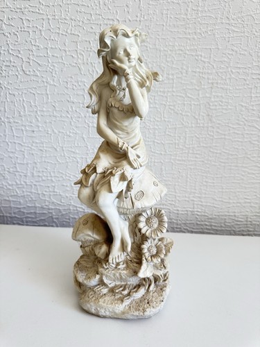 Large vintage fairy girl - large,