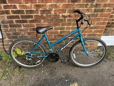 Apollo Fever Ladies Mountain Bike Women’s 22” Wheels