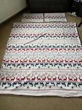 Christmas Theme Reversible Double Duvet Set With 2 Pillow Cases - Reindeers