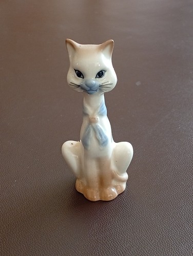 Szeiler cat hand painted - cat.,