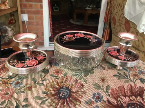 Vintage ornate floral cottage - ornate,