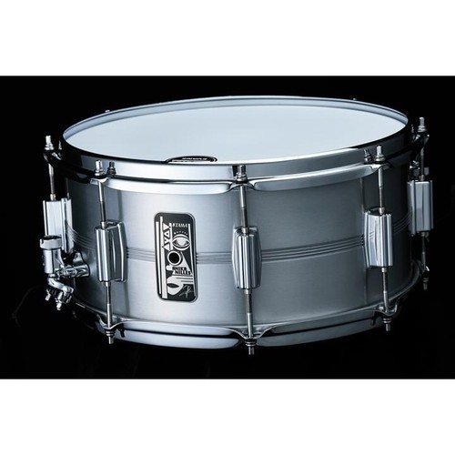 Tama anika nilles signature - nilles,