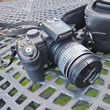Fujifilm FinePix S9500 faulty