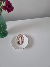 Shelley England Shell-Shaped Dish – Robert Burns Portrait – 4.5" Vintage China