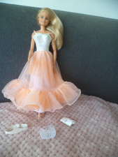 MATTEL  BARBIE  DOLL  1984 DRESS & DOLL  SHOES  & BAG   ~ PEACHES N CREAM ~   EX