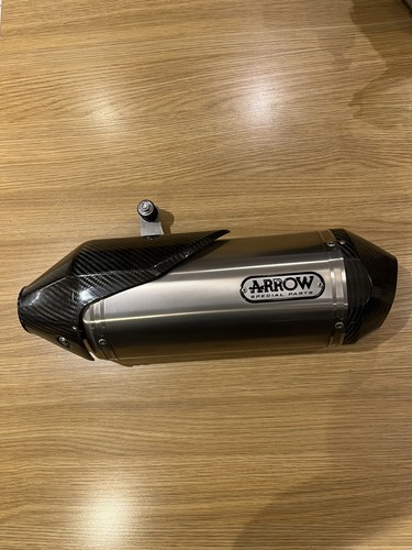 Triumph speed triple 1050 2018 - speed,
