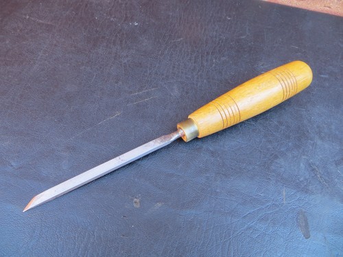 Vintage skew carving gouge - ,