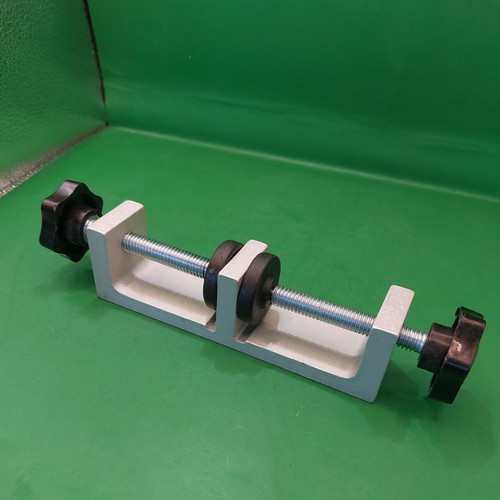 Guide rail for - rail, saw