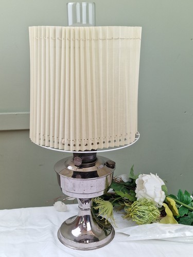 Vintage aladdin oil lamp - vintage,