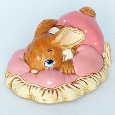 Pendelfin Rabbit Dodger Bunny