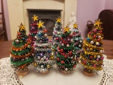 Small 4" CHRISTMAS TREE