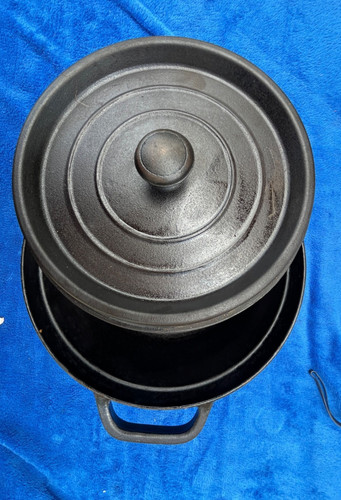 Staub casserole dish - dish, dutch
