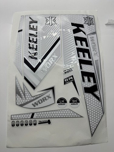 Embossed cricket bat - 3d,