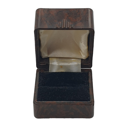 Vintage bakelite ring box - ring,