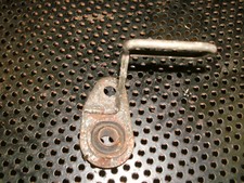 YAMAHA THUNDERCAT YZF600 EXHAUST BRACKET BUSH CABLE KEEP