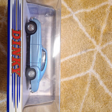 Dinky DY-138 Bentley R