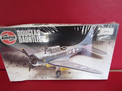 Airfix douglas dauntless - 1/72,