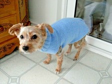 Hand Knitted Dog Coat/Sweater/Jumper Small 5 -7 kg New Assorted Colours FREEPOST