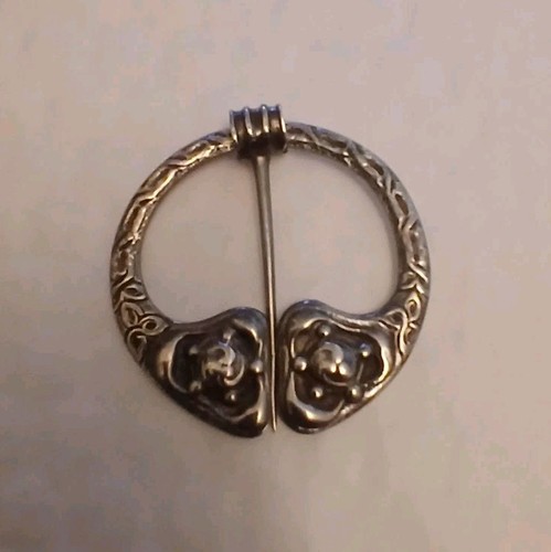 Alexander ritchie iona design - alexander,