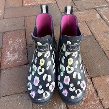 Wellibob Women’s Size 6 Rain