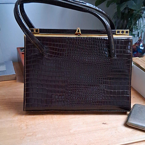 Vintage 1950s brown moc - vintage, croc