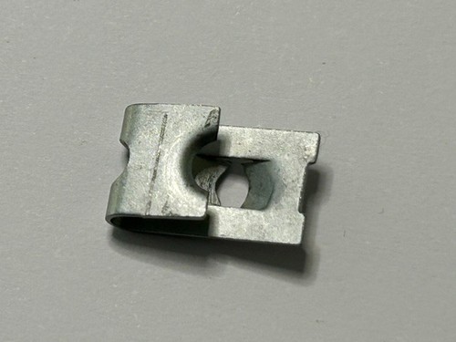 Spire clips captive nuts - spire,